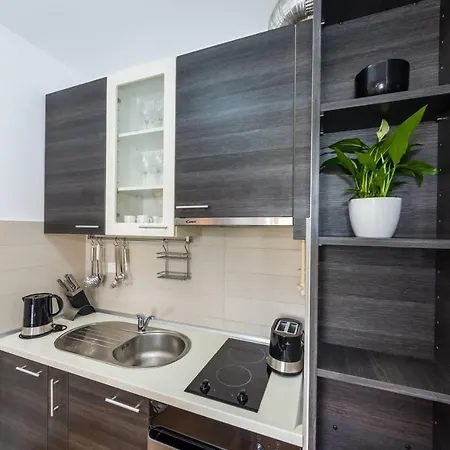 K & K With Free Garage Apartament Zadar