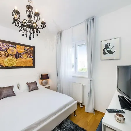 Apartmán K & K With Free Garage Zadar