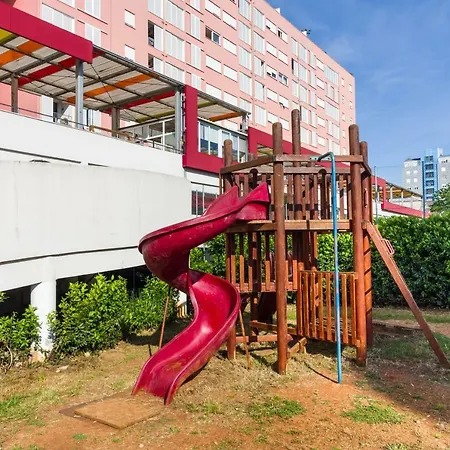 Apartment K & K With Free Garage Zadar