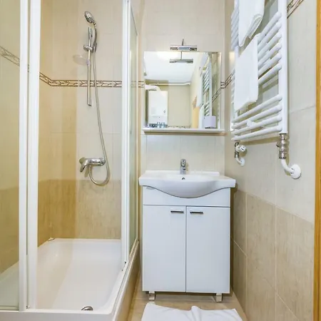 Apartmán K & K With Free Garage *