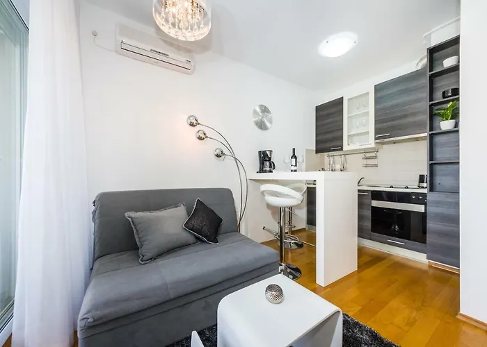Appartement K & K With Free Garage Zadar