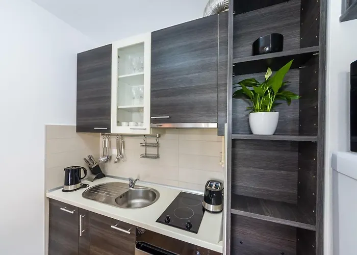 K & K With Free Garage Lägenhet Zadar